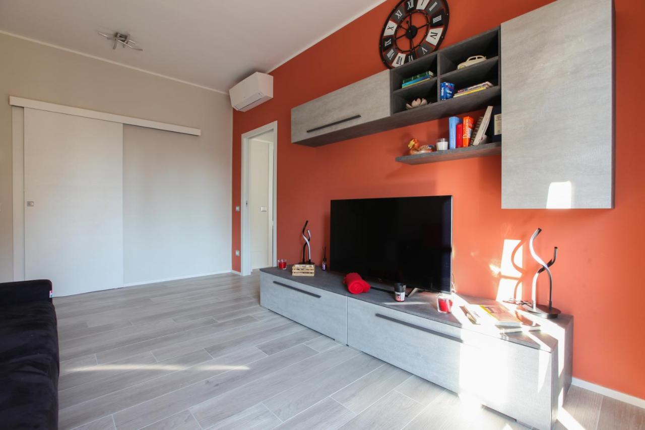 Apartamento Dada 2Bd App - Nuovo In Centro Zona Navigli Milán Exterior foto